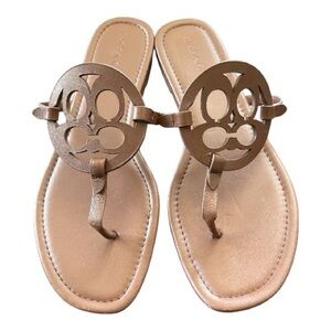 Coach Logo Medallion Brown Leather Thong Sandals Size 10